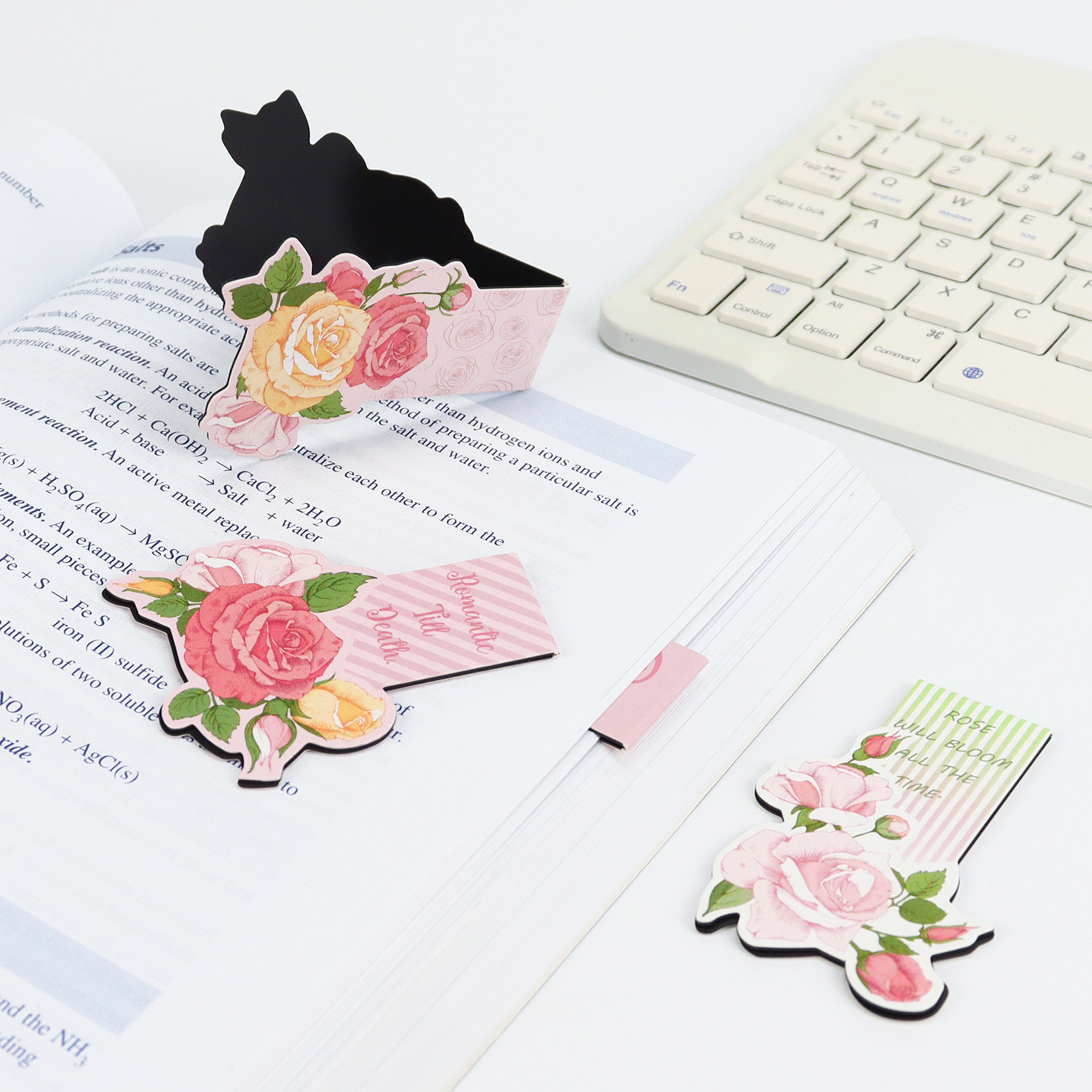 Pink Rose Blossom Alien Magnet - Bookmark Magnetic Clip recension och pris